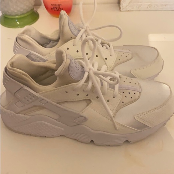Nike Huarache’s - Picture 1 of 5